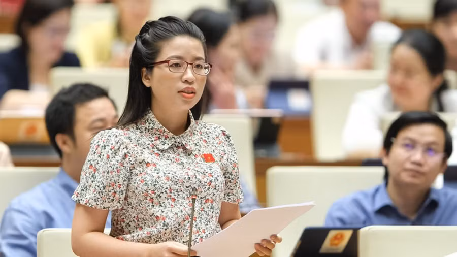 Bà Nguyễn Thị Hà, Ủy viên Ủy ban Văn hóa, Giáo dục của Quốc hội, Đại biểu Quốc hội khóa XV.