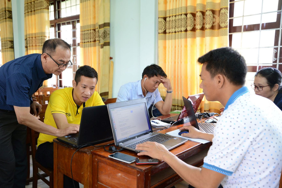 Trao đổi, thảo luận tại buổi tập huấn Trao đổi, thảo luận tại buổi tập huấn