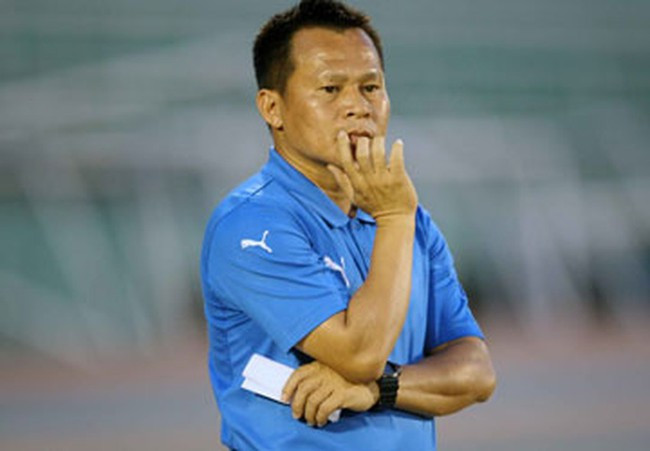 HLV Lư Đình Tuấn xin từ chức đội chủ sân Gò Đậu khi V.League 2023 mới trải qua 4 vòng đấu.