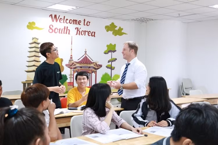 Xét tuyển ĐH với chứng chỉ tiếng Anh quốc tế: Rộng cửa nâng chuẩn đầu vào