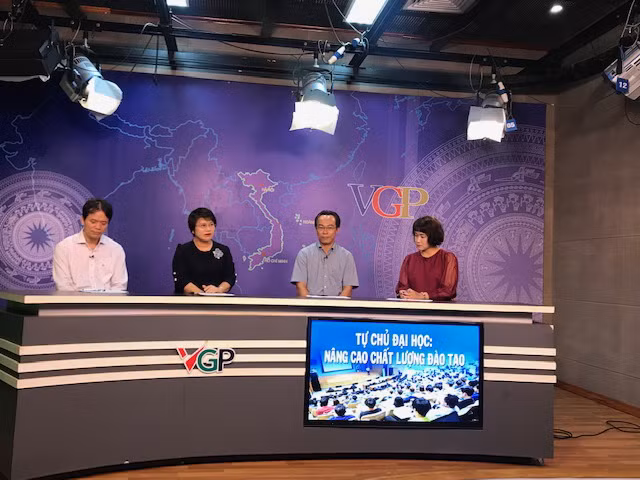 Toàn cảnh tọa đàm