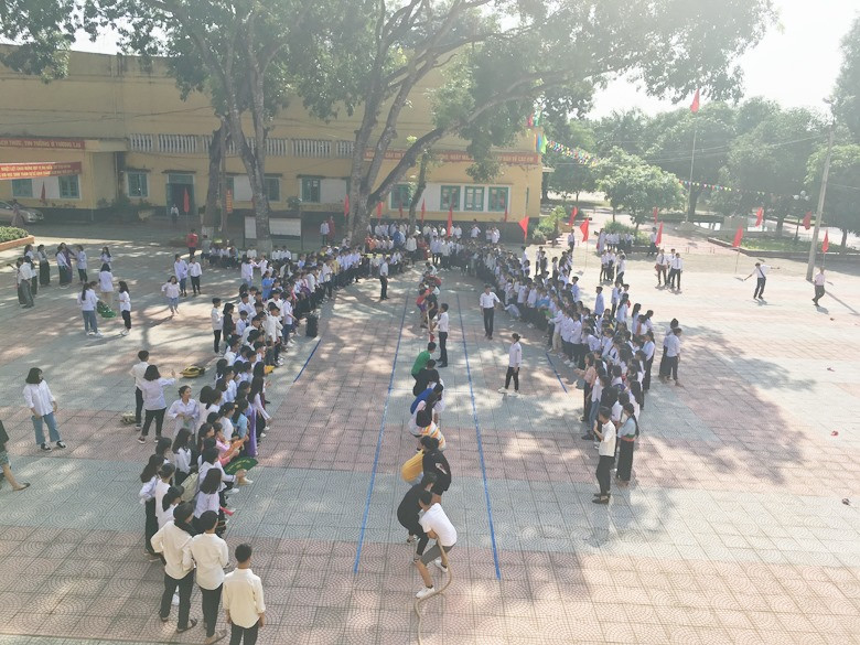 Trò chơi dân gian ngày khai trường