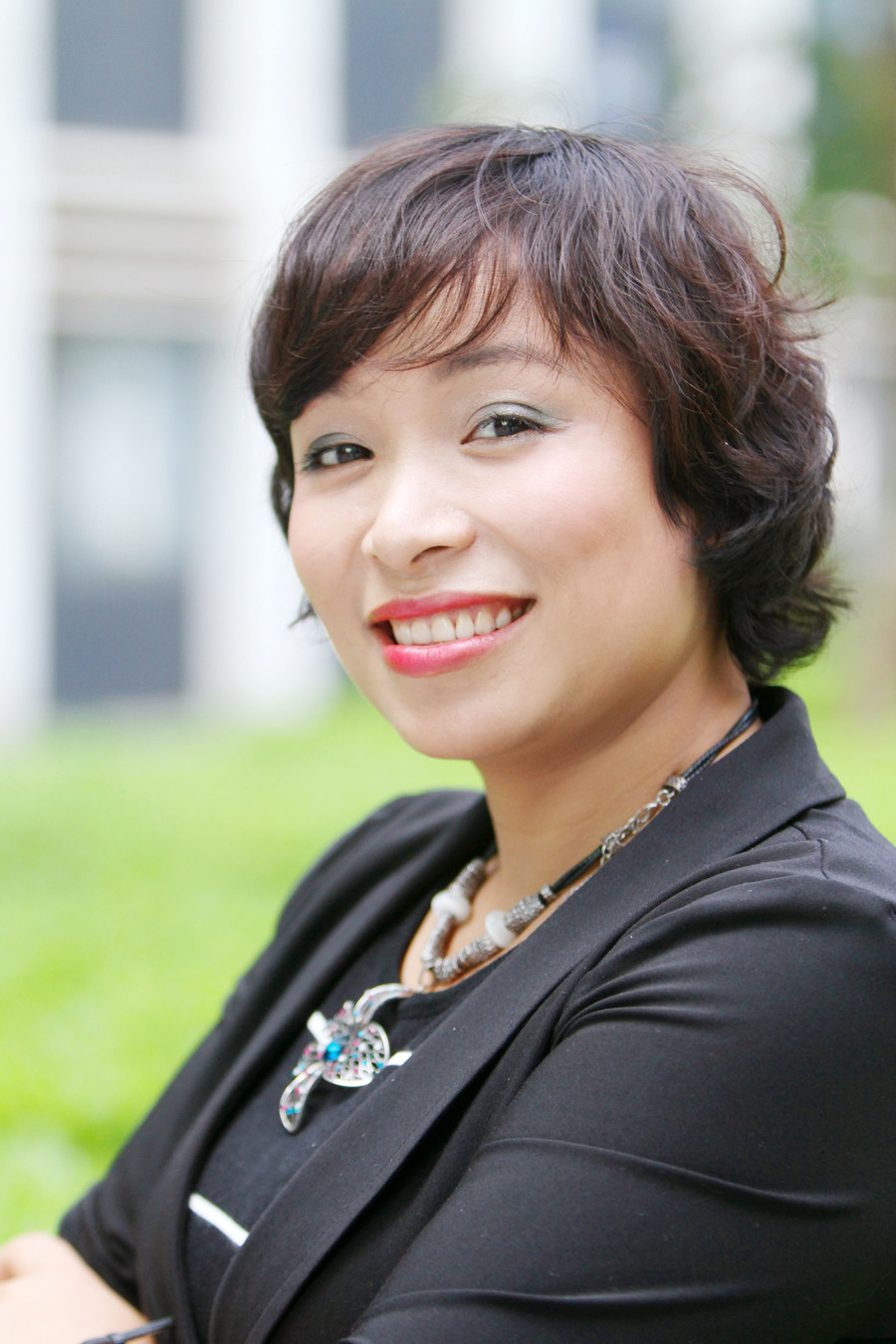 Nhà thơ Trần Hoàng Thiên Kim