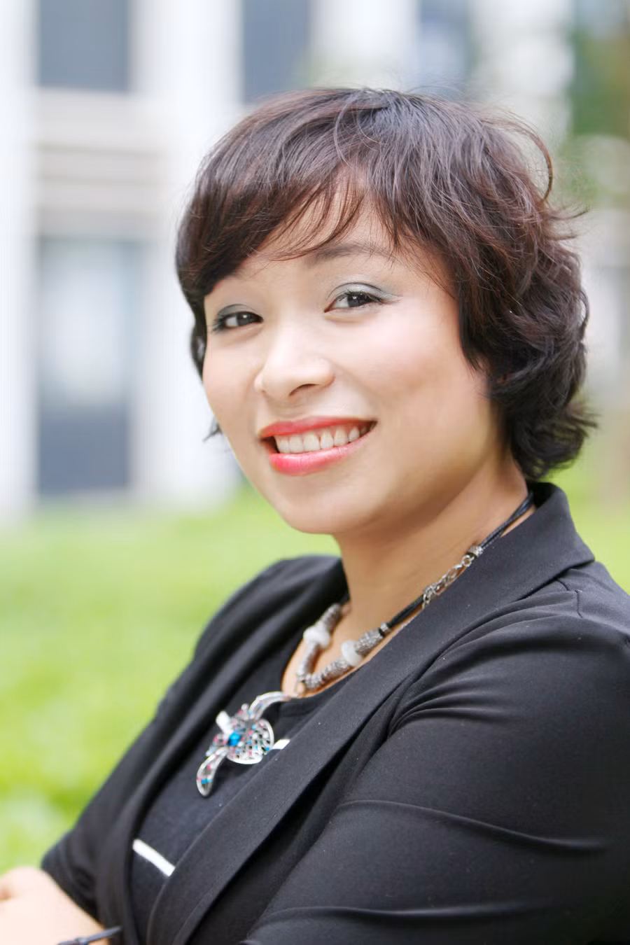 Nhà thơ Trần Hoàng Thiên Kim