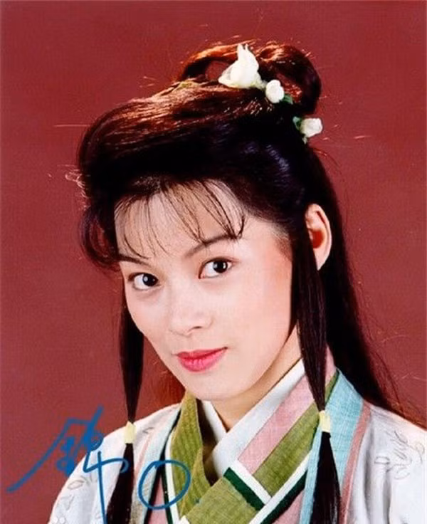 Sao thế giới hết thời: Người bán đồ vỉa hè, kẻ khó ngóc đầu làm lại - Ảnh 8.