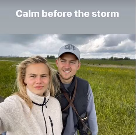 Matthijs de Ligt (Juventus) tranh thủ“du hí” cùng bạn gái trước khi lên tập trung tuyển Hà Lan.