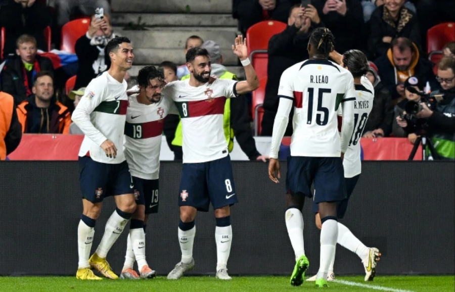 Áo đấu của Ronaldo và các đồng đội tại World Cup 2022 bị chê xấu xí.