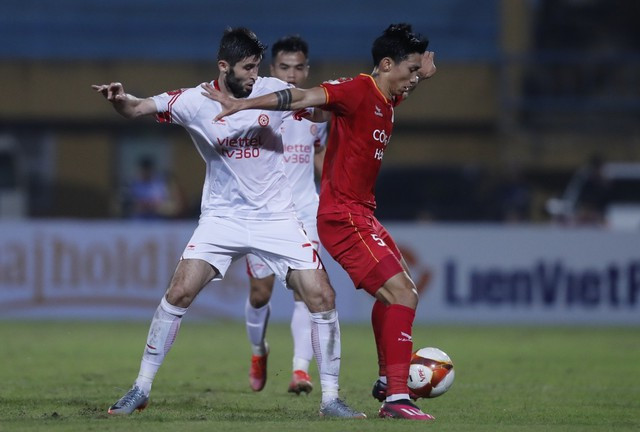 Văn Hậu không thể giúp Công an Hà Nội giành chiến thắng. Văn Hậu không thể giúp Công an Hà Nội giành chiến thắng.