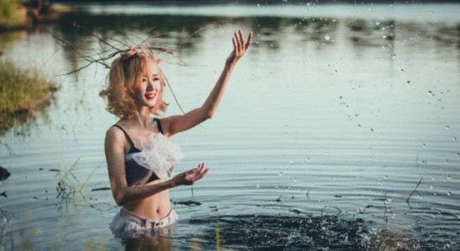 9x diện đồ quái và mỏng trong rừng để kêu gọi bảo vệ thiên nhiên
