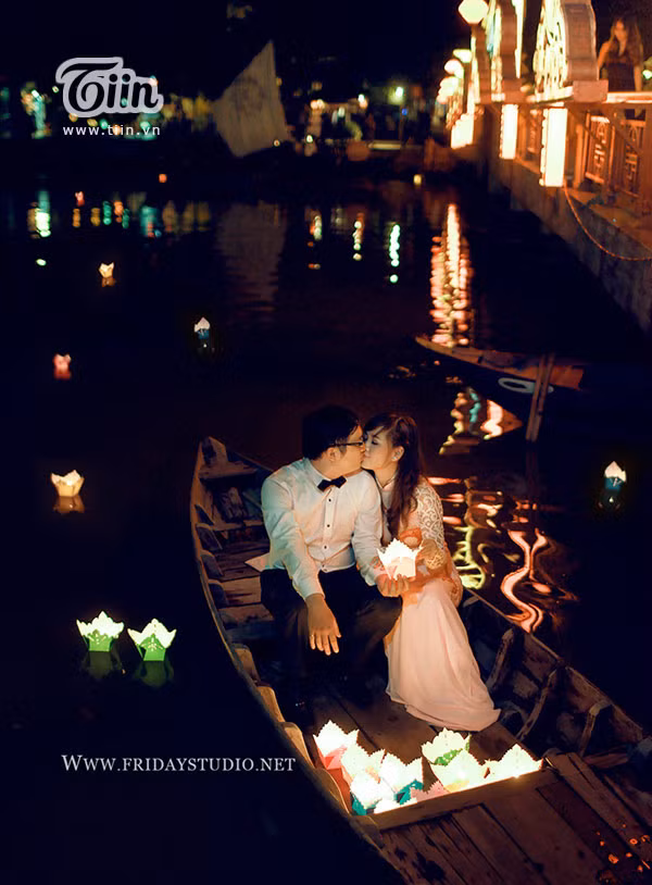 Chuyện tình nàng ‘dọn đường’ mời chàng ‘cưa’ của cặp đôi từng khắc khẩu