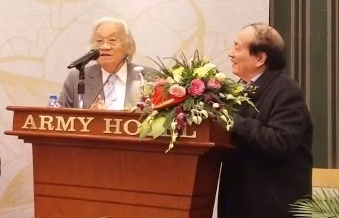 Kinh ngạc với trường thiên thơ về Chủ tịch Hồ Chí Minh