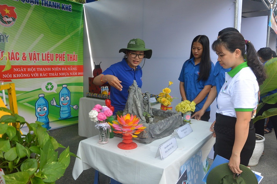 Ngày hội “Thanh niên Đà Nẵng nói không với rác thải nhựa” thu hút đoàn viên, thanh niên (Internet) Ngày hội “Thanh niên Đà Nẵng nói không với rác thải nhựa” thu hút đoàn viên, thanh niên (Internet)
