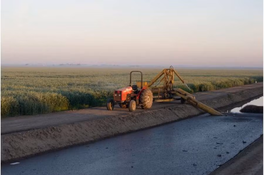 Giải pháp cần thiết là bơm nước từ vùng nông, thay vì vùng sâu.