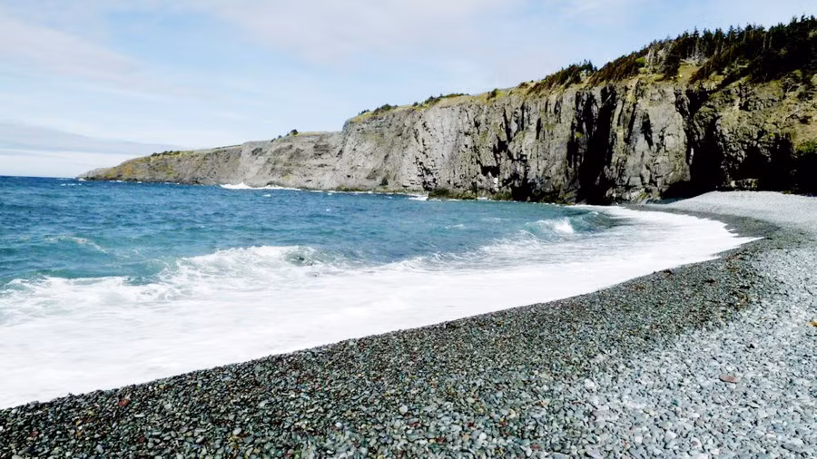 Những bãi biển kỳ lạ ảnh 1