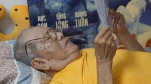 Nghệ sĩ Mạc Can chia sẻ rằng, ông sống một mình cũng quen rồi...