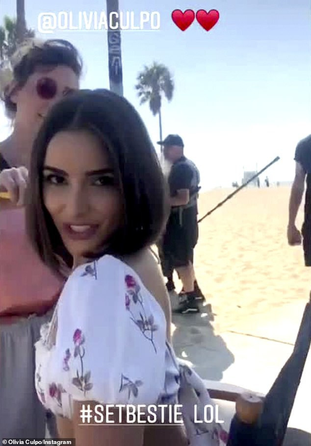 "Mỹ nhân gợi cảm nhất hành tinh" xinh đẹp như tranh vẽ giữa biển trời Venice ảnh 4