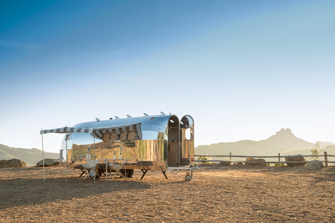 Ngan hang chuyen nham 125.000 USD, vo chong rut tien mua oto hinh anh 4 