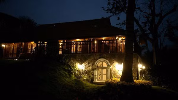 Cận cảnh cơ ngơi hoành tráng của nghệ sĩ hài Xuân Bắc-8