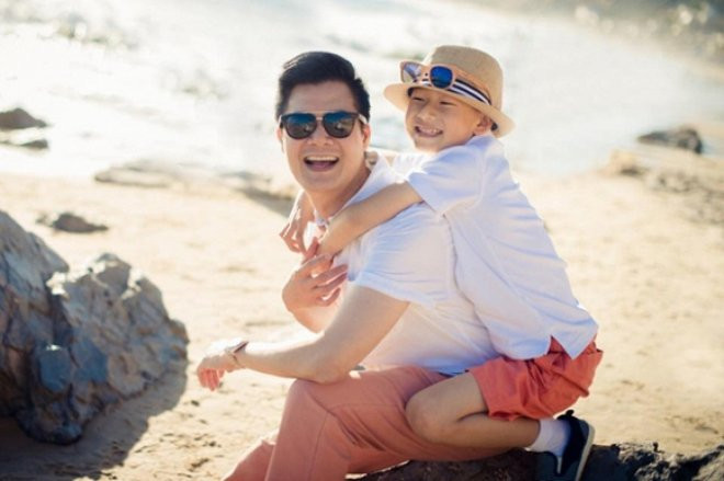 Sau 10 năm ly hôn, mối quan hệ của Quang Dũng với Jennifer Phạm và con trai ruột ra sao? ảnh 2