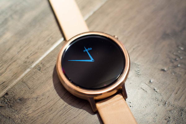 8 smartwatch xứng đáng được đeo trên tay phái đẹp - Ảnh 3. 8 smartwatch xứng đáng được đeo trên tay phái đẹp - Ảnh 3.