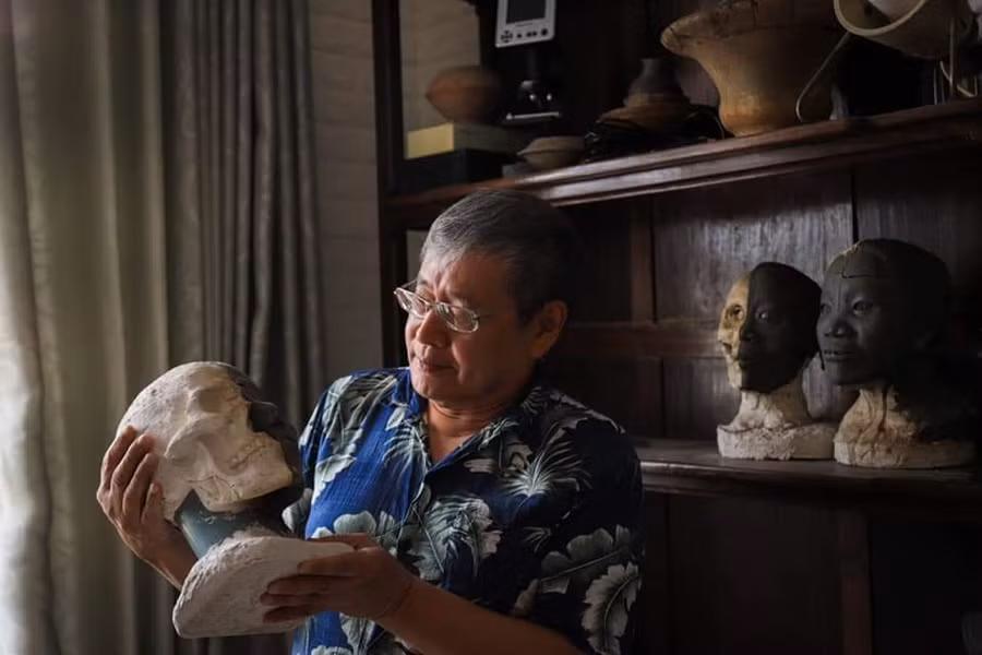 TS Nguyễn Việt và những khoảnh khắc nghiên cứu đáng nhớ.