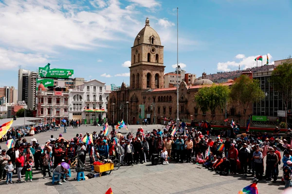 Những người ủng hộ cựu Tổng thống Evo Morales biểu tình tại La Paz 