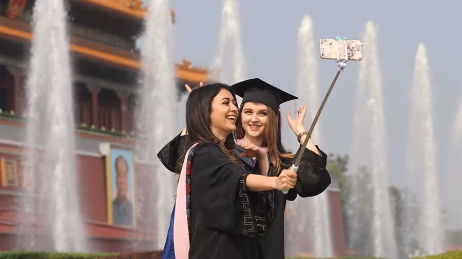 Sinh viên quốc tế học tập tại Trung Quốc.