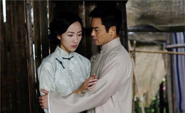 han tuyet: my nhan gia the hoanh trang, chua tung so quy tac ngam trong showbiz - 10