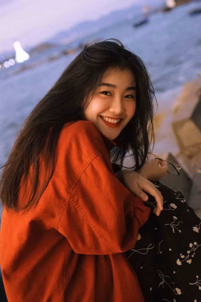 9x sở hữu vẻ đẹp mong manh như minh tinh Hongkong ảnh 0