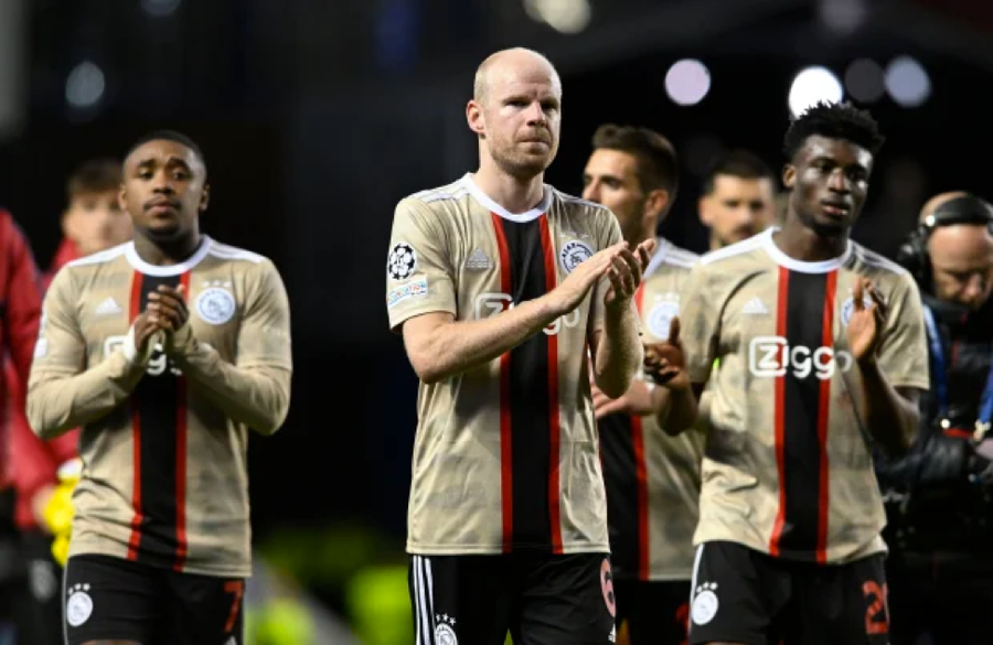 Ten Hag có thể có cuộc hội ngộ đầy cảm xúc với đội bóng cũ Ajax. Ten Hag có thể có cuộc hội ngộ đầy cảm xúc với đội bóng cũ Ajax.