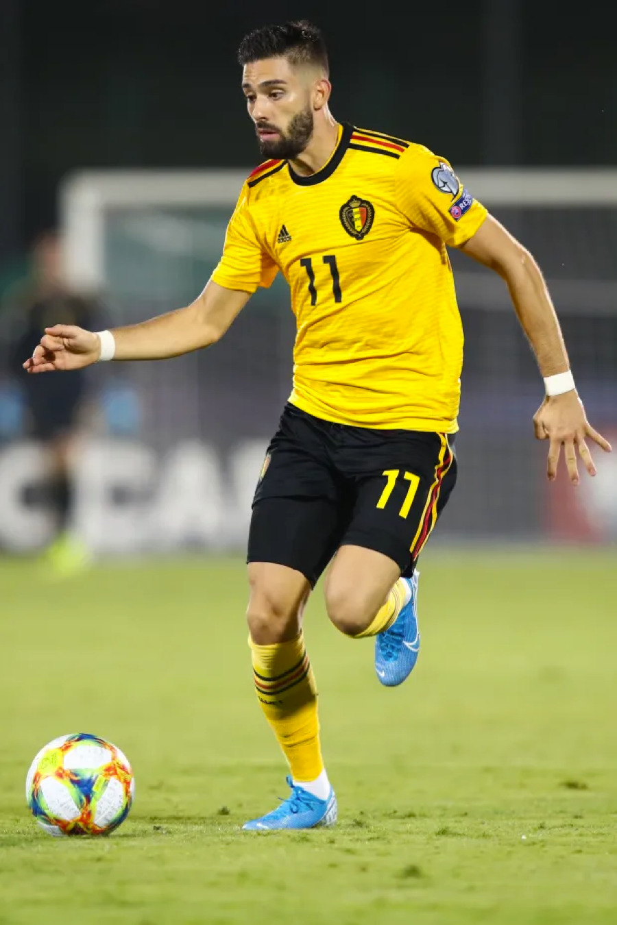 Người mẫu 29 tuổi đã kết hôn với cầu thủ chạy cánh Yannick Carrasco (29 tuổi) của tuyển Bỉ được 5 năm. Người mẫu 29 tuổi đã kết hôn với cầu thủ chạy cánh Yannick Carrasco (29 tuổi) của tuyển Bỉ được 5 năm.