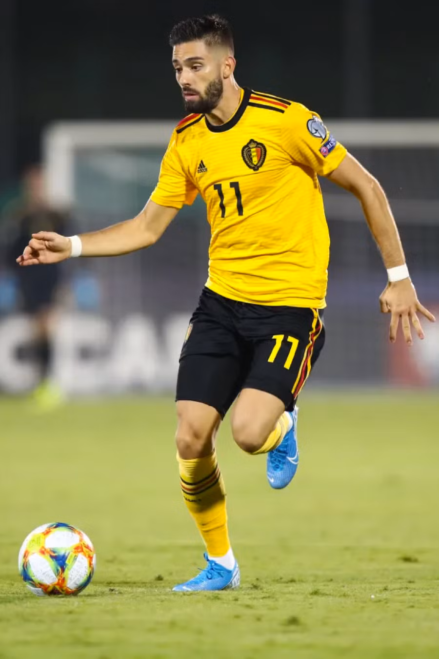 Người mẫu 29 tuổi đã kết hôn với cầu thủ chạy cánh Yannick Carrasco (29 tuổi) của tuyển Bỉ được 5 năm.