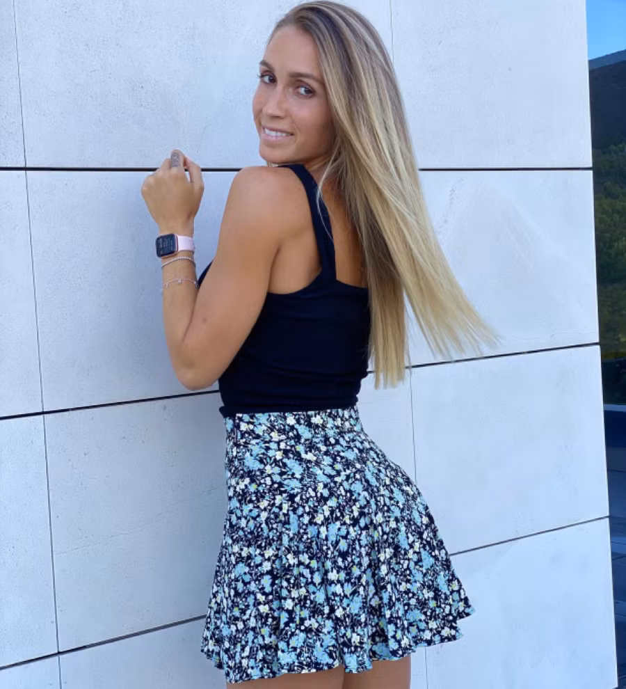 Sofia Balbi đã kết hôn với ngôi sao Luis Suarez và họ hiện đã có 3 mặt con.