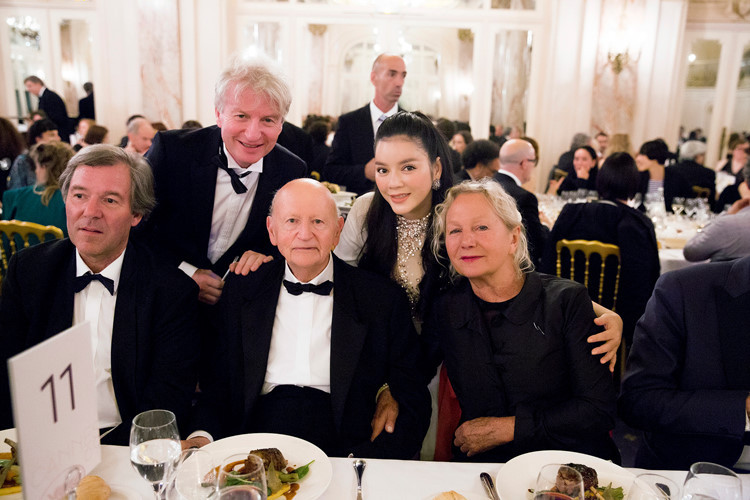 lý nhã kỳ dự vip party tại lhp cannes 2016 hình 11 ly nha ky du vip party tai lhp cannes 2016 hinh 11