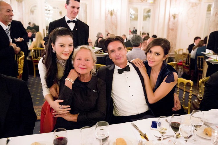 lý nhã kỳ dự vip party tại lhp cannes 2016 hình 8 ly nha ky du vip party tai lhp cannes 2016 hinh 8