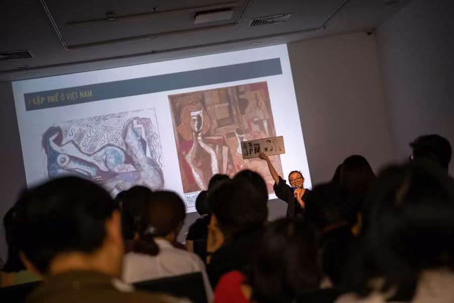 Thị trường không phải thước đo, nhưng họa sĩ phải tạo cá tính sáng tạo hoàn toàn riêng biệt.