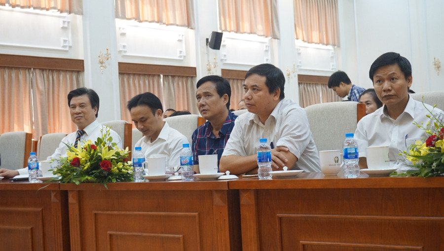 Đại diện lãnh đạo các cục, vụ tham dự lễ phát động.