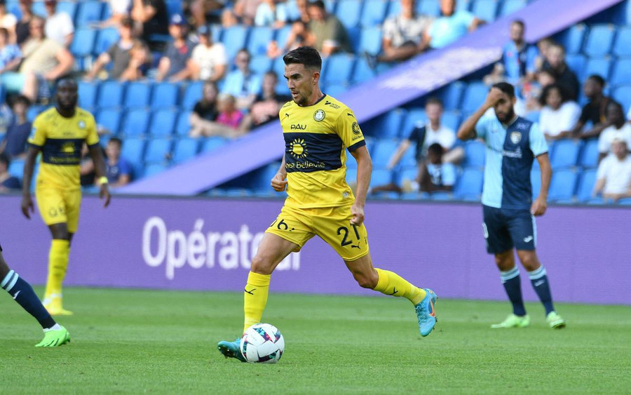 Tiền vệ Beusnard ghi bàn giúp Pau FC cầm hòa Havre 1-1 ở vòng ba Ligue 2. Tiền vệ Beusnard ghi bàn giúp Pau FC cầm hòa Havre 1-1 ở vòng ba Ligue 2.