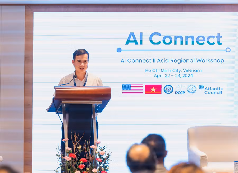 Thứ trưởng Bộ Khoa hoc và Công nghệ Bùi Thế Duy phát biểu khai mạc. Thứ trưởng Bộ Khoa hoc và Công nghệ Bùi Thế Duy phát biểu khai mạc.