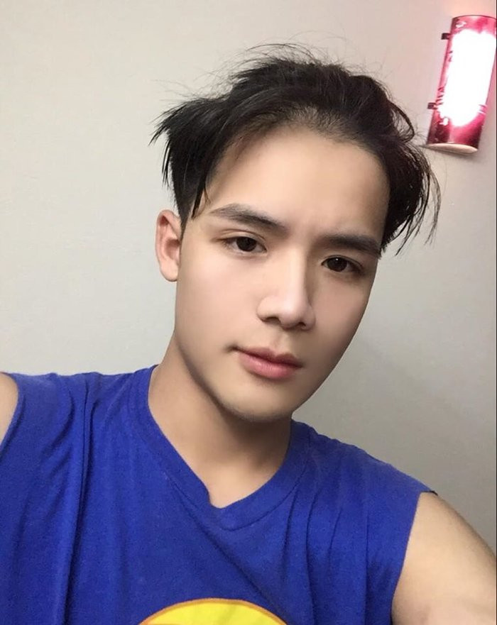 Quyết tâm thay đổi ngoại hình để theo đuổi ước mơ, chàng trai nhận cái kết mỹ mãn ảnh 14 Chàng trai quyết tâm thay đổi ngoại hình để theo đuổi ước mơ và cái kết trở thành mỹ nam vạn người mê ảnh 13