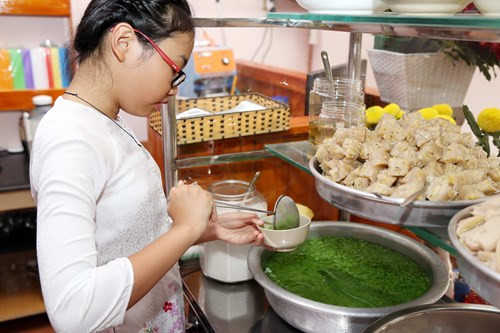 Ghé thăm quán chè của cô bé dân ca Phương Mỹ Chi ảnh 6 Mô tả ảnh.