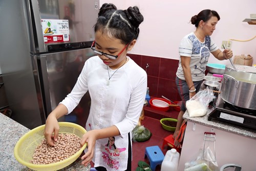 Ghé thăm quán chè của cô bé dân ca Phương Mỹ Chi ảnh 5 Mô tả ảnh.