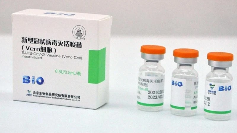 Những người đã tiêm 2 liều vắc-xin Sinopharm được khuyến cáo tiêm thêm 1 liều vắc-xin Pfizer hay AstraZeneca.