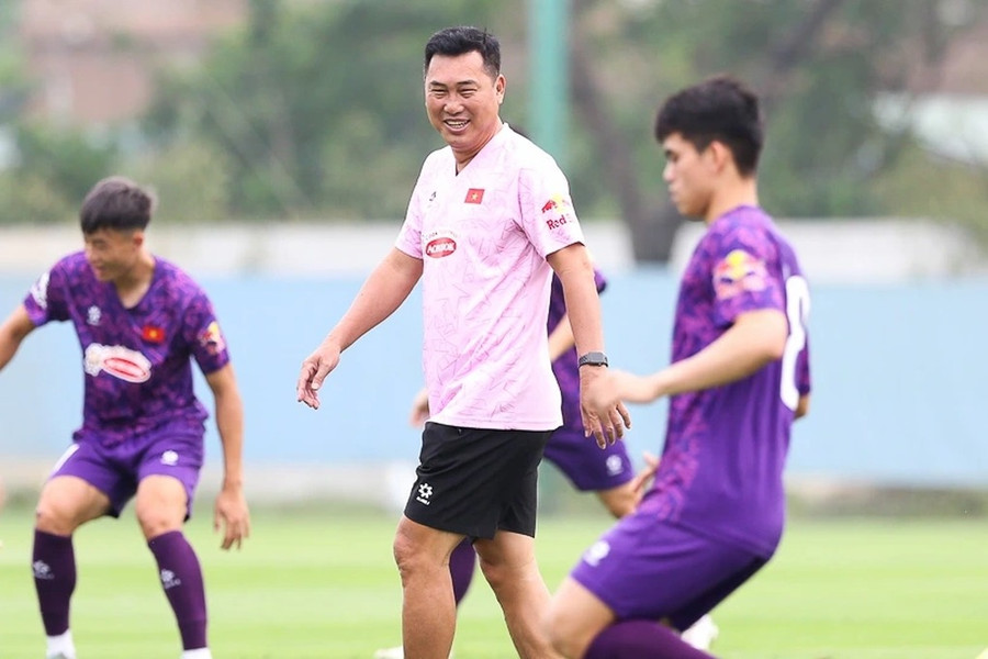 VFF đã bổ nhiệm HLV Hứa Hiền Vinh dẫn dắt U19 Việt Nam. Ảnh: VFF VFF đã bổ nhiệm HLV Hứa Hiền Vinh dẫn dắt U19 Việt Nam. Ảnh: VFF