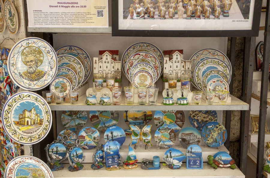 Bari tự hào về mối liên hệ của họ với Thánh Nicholas. Ảnh: Donato FaThánho.