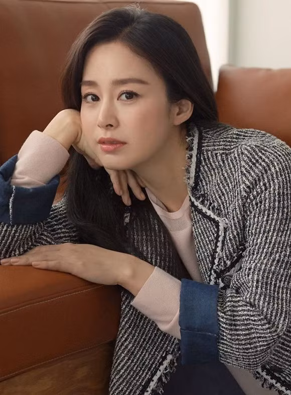 kim tae hee, nhan sắc thật, sao hàn