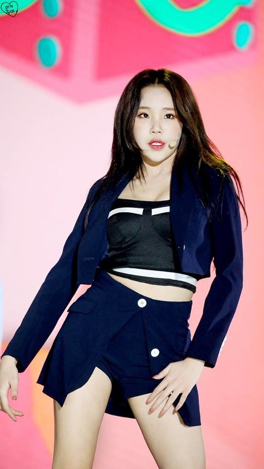 Hanh trinh lot xac nhan sac cua nu idol xau nhat lich su Kpop hinh anh 3 jooe_hien_tai_xinh_dep_qua_nhieu_netizen_tu_hoi_ai_se_la_nu_idol_d03e9a.jpg