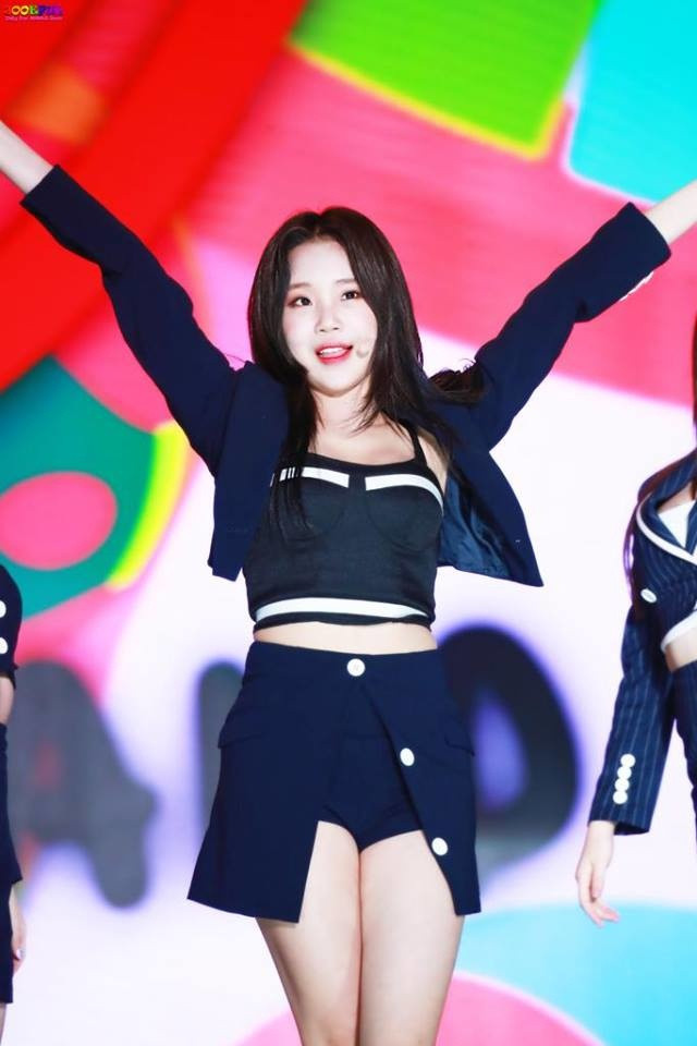 Hanh trinh lot xac nhan sac cua nu idol xau nhat lich su Kpop hinh anh 4 jooe_hien_tai_xinh_dep_qua_nhieu_netizen_tu_hoi_ai_se_la_nu_idol_092e6d.jpg