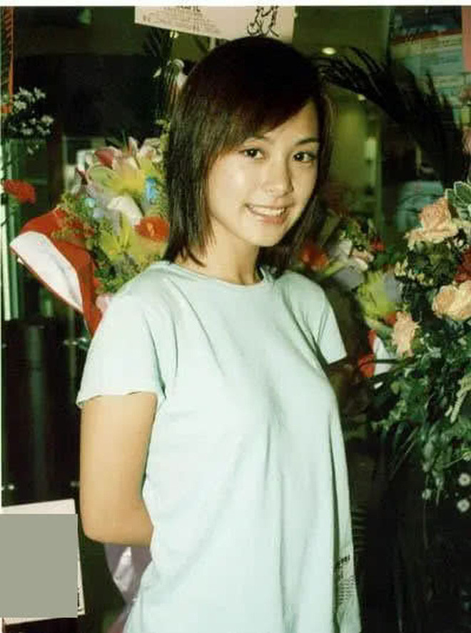 Nhan sắc băng thanh ngọc khiết thuở 20 của ngọc nữ đẹp nhất Cbiz một thời Chung Hân Đồng ảnh 8