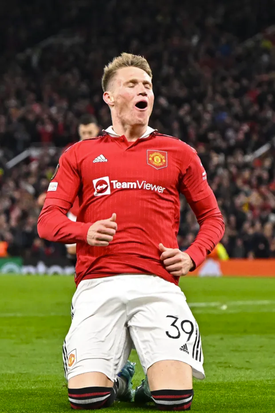Scott McTominay đã phá kỷ lục tồn tại 23 năm qua tại Manchester United. Scott McTominay đã phá kỷ lục tồn tại 23 năm qua tại Manchester United.